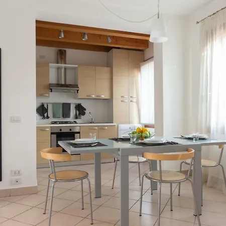 Casa vacanze Luxury Modern With Private Parking Mestre