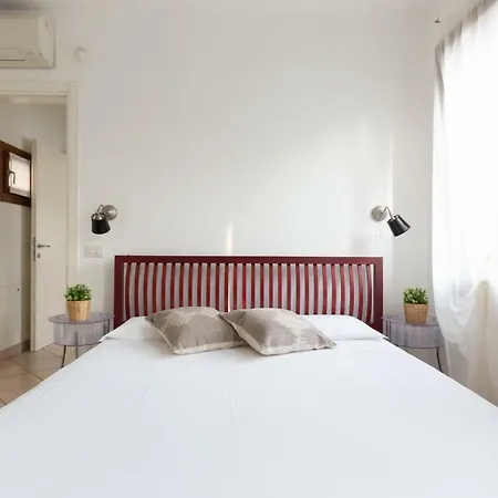 Luxury Modern With Private Parking Holiday home *