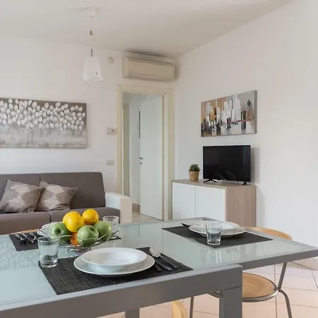Ferienhaus Luxury Modern With Private Parking